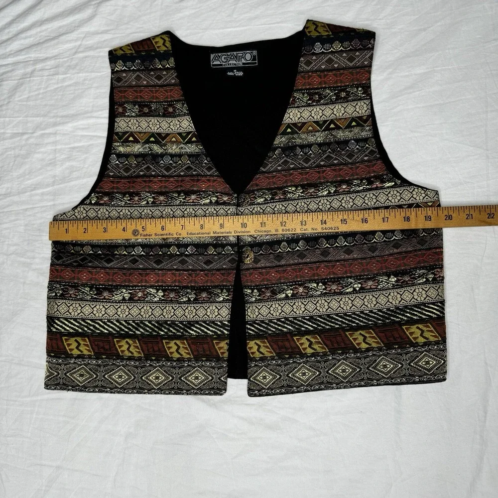 Agapo Striped Carpet Tapestry Shiny Western Button Up Vest Womens Size M Vintage